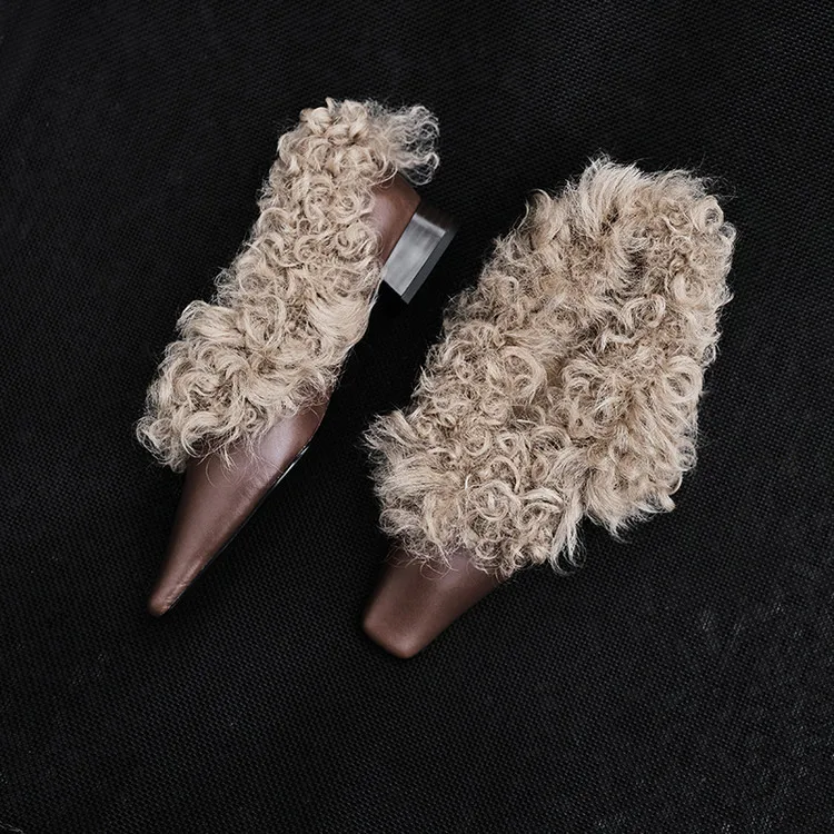 Nuevas mulas de piel sintética color Beige para mujer, zapatos individuales con puntera de colores negro/marrón, diseño de puntera cuadrada, cómodos y elegantes y cálidos con tacón medio