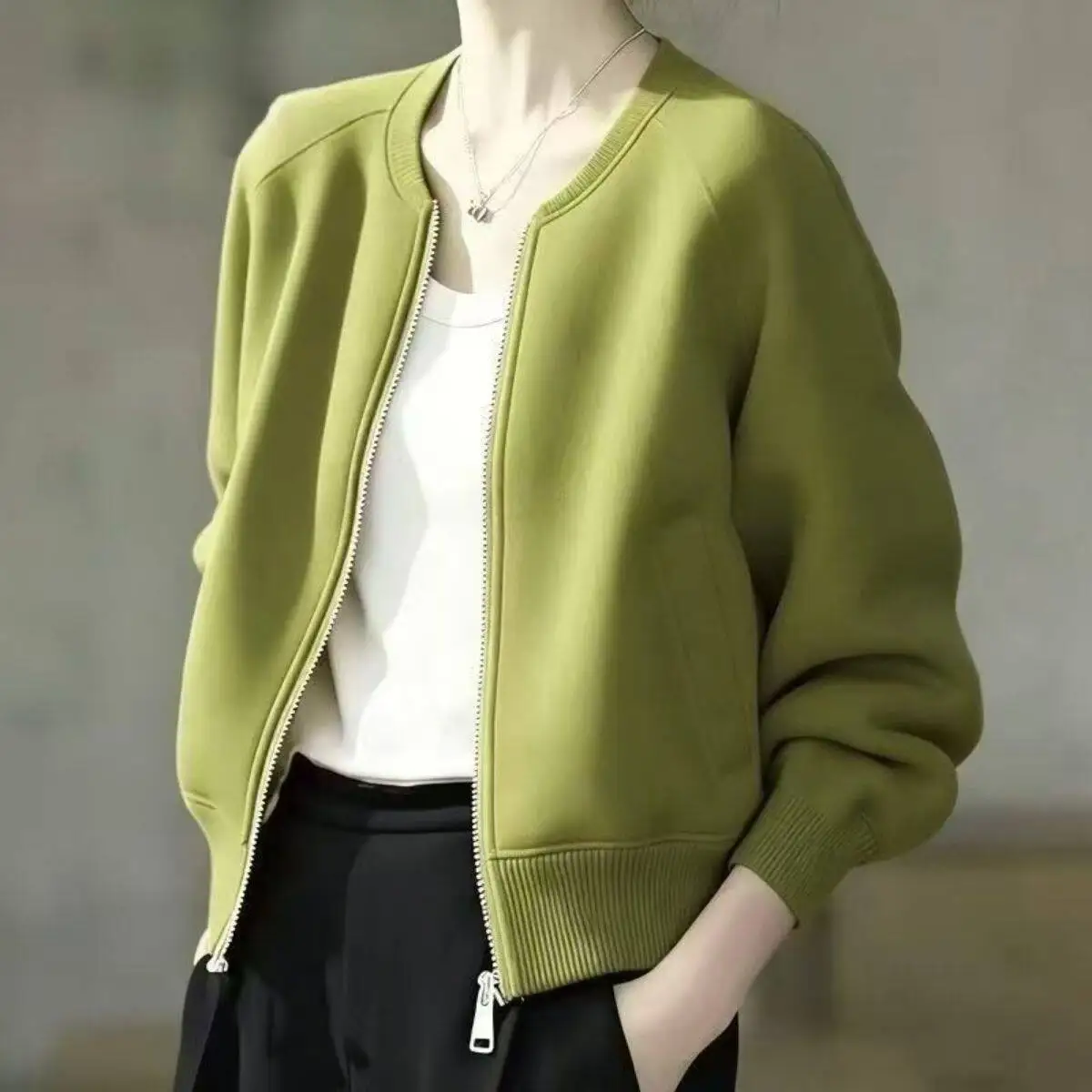 apple green
