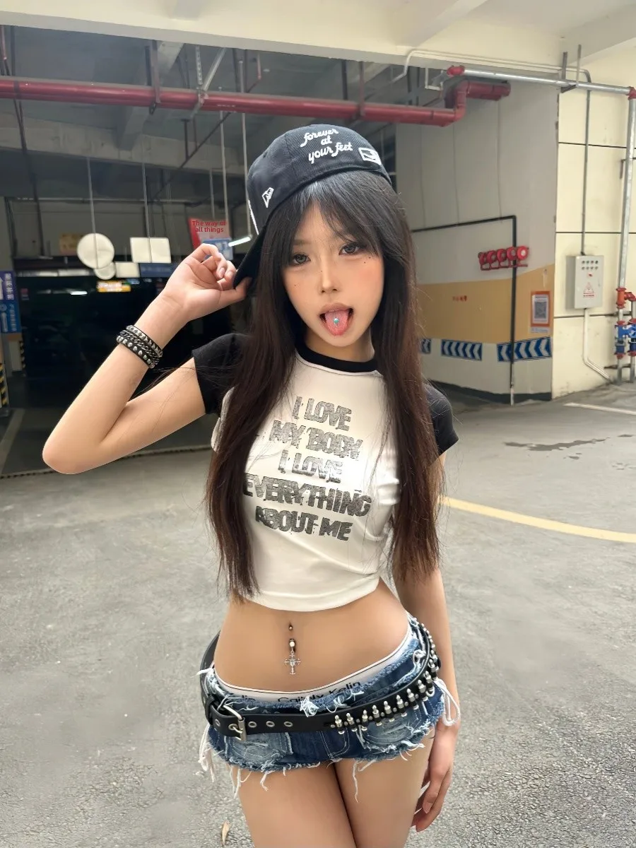 Y2K Sle Hot Girl Taille basse Tie Dye effiloché e Denim Super orts Femmes Été Nouveau Wrap autour de la cuisse Haute température P...