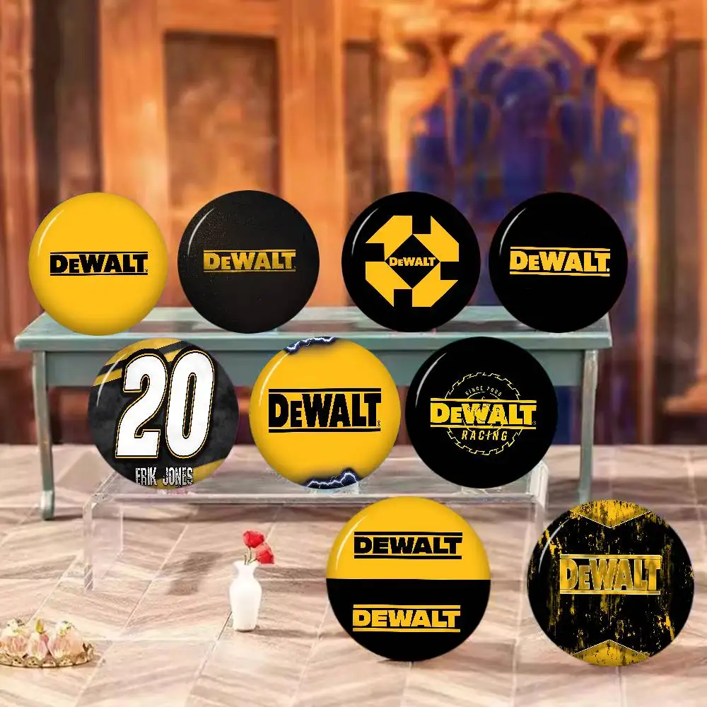 Popular D-DEWALT Logo Photo Brooches Creative Round Badge Gifts Pins 32/44/58mm