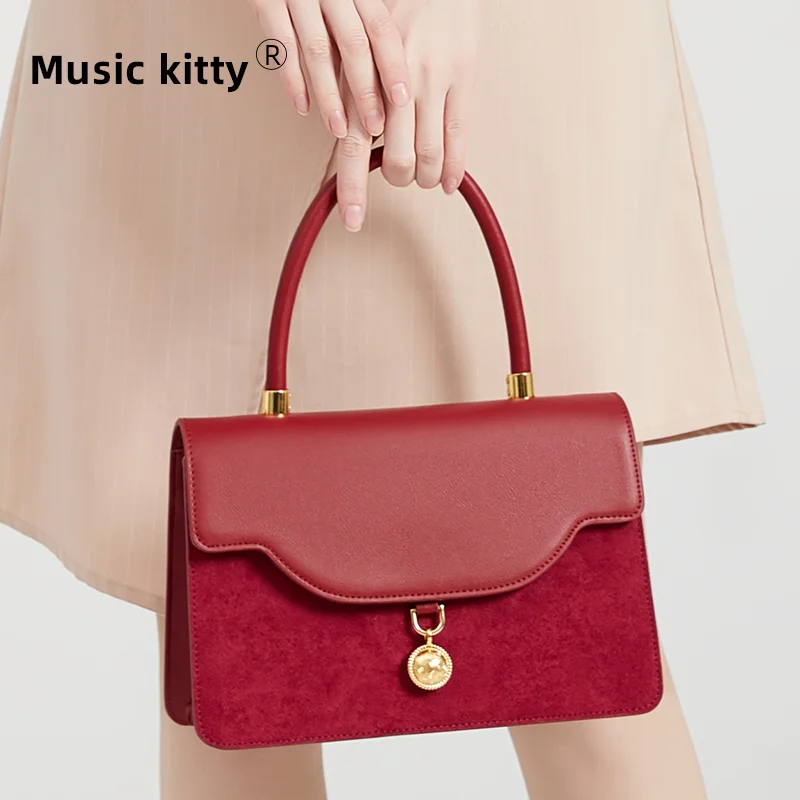 Vintage high-end feeling wedding red velvet wedding bag, crossbody small square bag, high-end feeling portable bride bag
