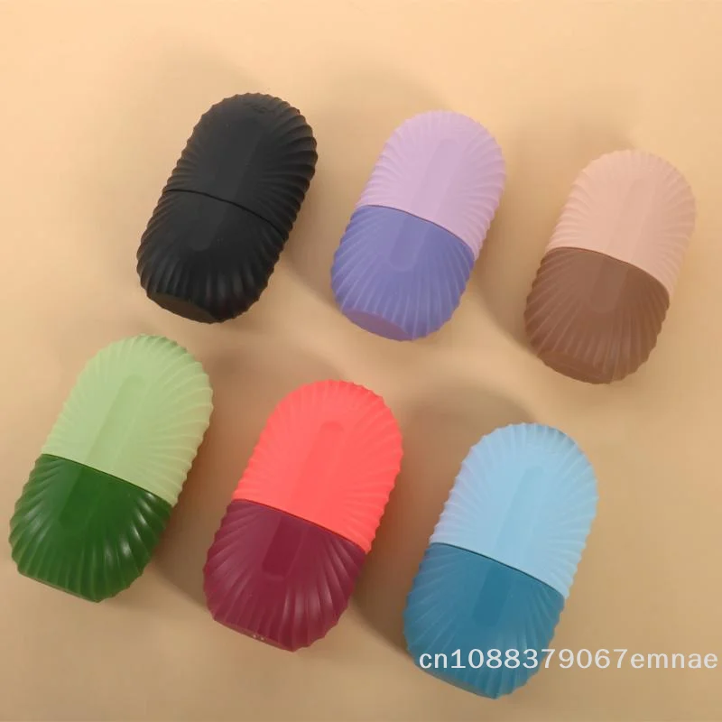 【xxx】Women's Skincare Gift Set: Reusable Freezable Shell-Patterned Silicone Ice Mold, Facial Beauty Ice Roller, Skincare Tool view 4