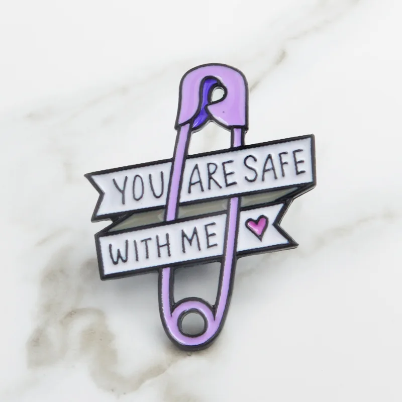 Creative paper Clip Enamel Pins YOU ARE WITH ME Heart Brooch Gift icon Badge Denim Jeans Lapel pin Clothes cap bag Cretive Gift