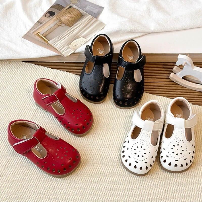 

New Spring Autumn Kids Hollow-out Flat Shoes 2026 Trend Girls Fashion Leather Shoes Breathable Causal Children's Princess Shoes