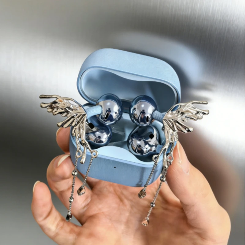 

Butterfly Tassel Ear Clips Decoration for Freeclip2 Fashion Niche Earphones Buckle with Diamond Clasps Earphones Accessories