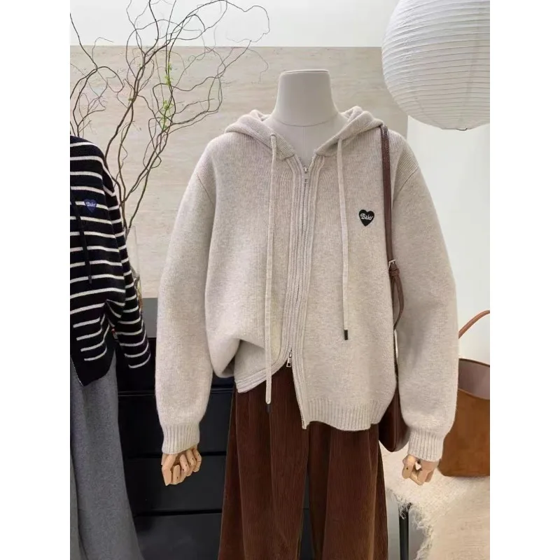 Ricamo cuore pesca sciolto casual manica lunga 2024 autunno nuovo Ulzzang stile pigro maglione cardigan lavorato a maglia con cerniera