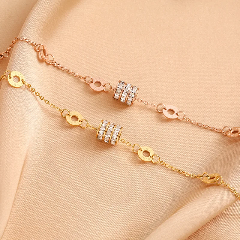 여학생을 위한 디지털 슬림 허리 티타늄 스틸 팔찌는 퇴색하지 않고 개성을 돋보이게 합니다.