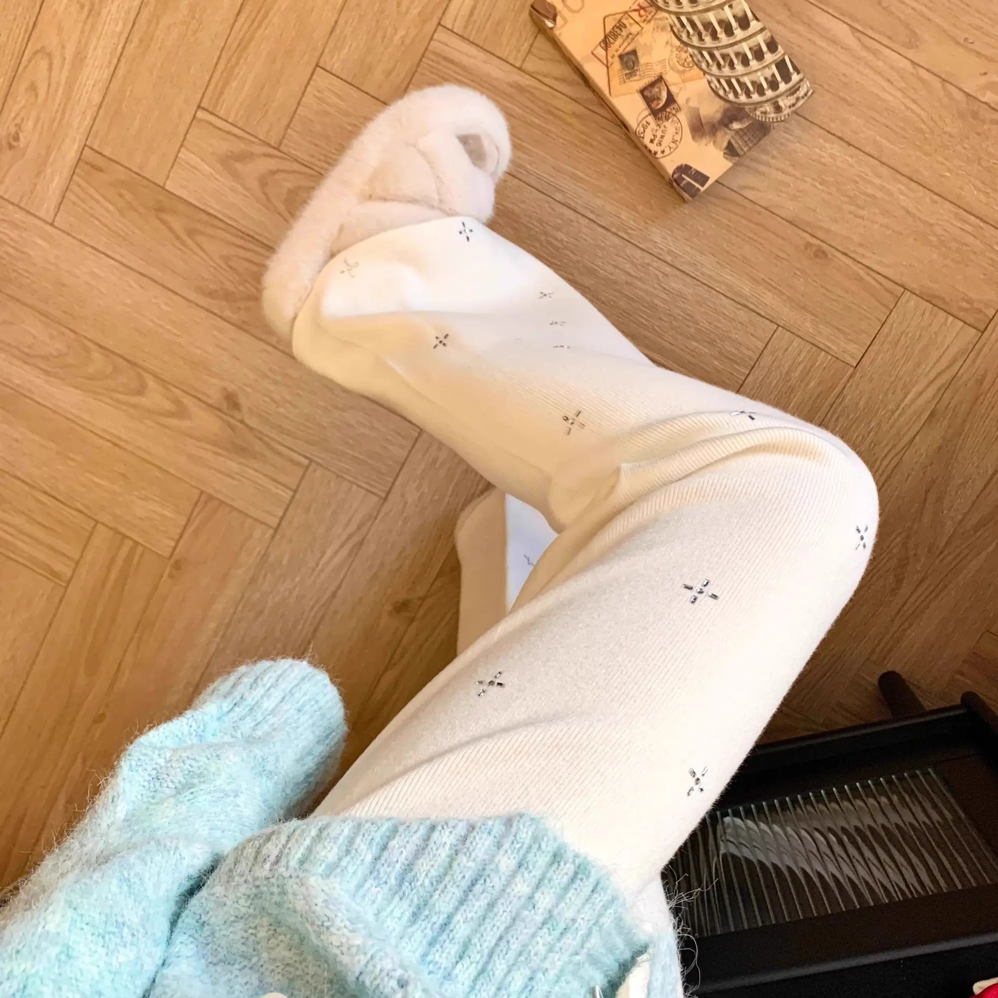 الراقية الصناعة الثقيلة الماس الصليب محبوك السراويل النساء في الخريف والشتاء 2025 عالية الخصر ، سليم مستقيم الساق بنطال ذو قصة أرجل واسعة