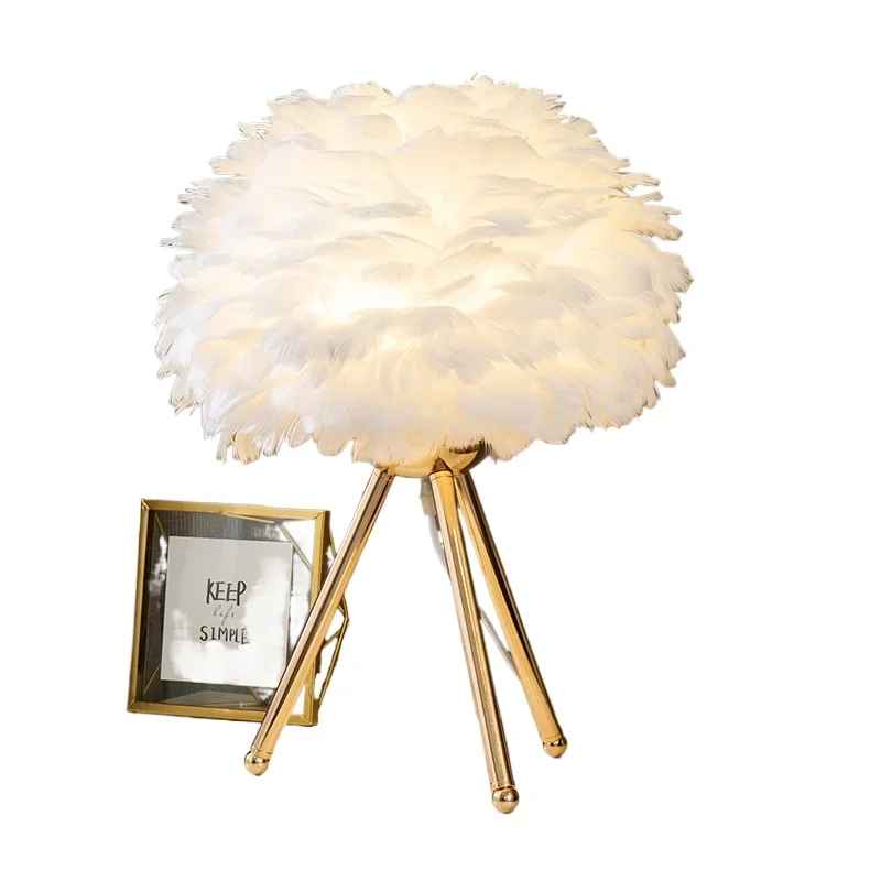 

Decoration Hotel Luxury Nordic Table Lamp Feather Table Lamp Bedside Bedroom Home Desk