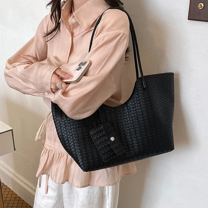 Rattan-Gewebte Tragetasche mit Passender Geldbörse, Vintage-Markt-Einkaufskorb, Pendler-Schultertasche, Sommer-Handtasche mit Großer Kapazität für Damen – Detail 10