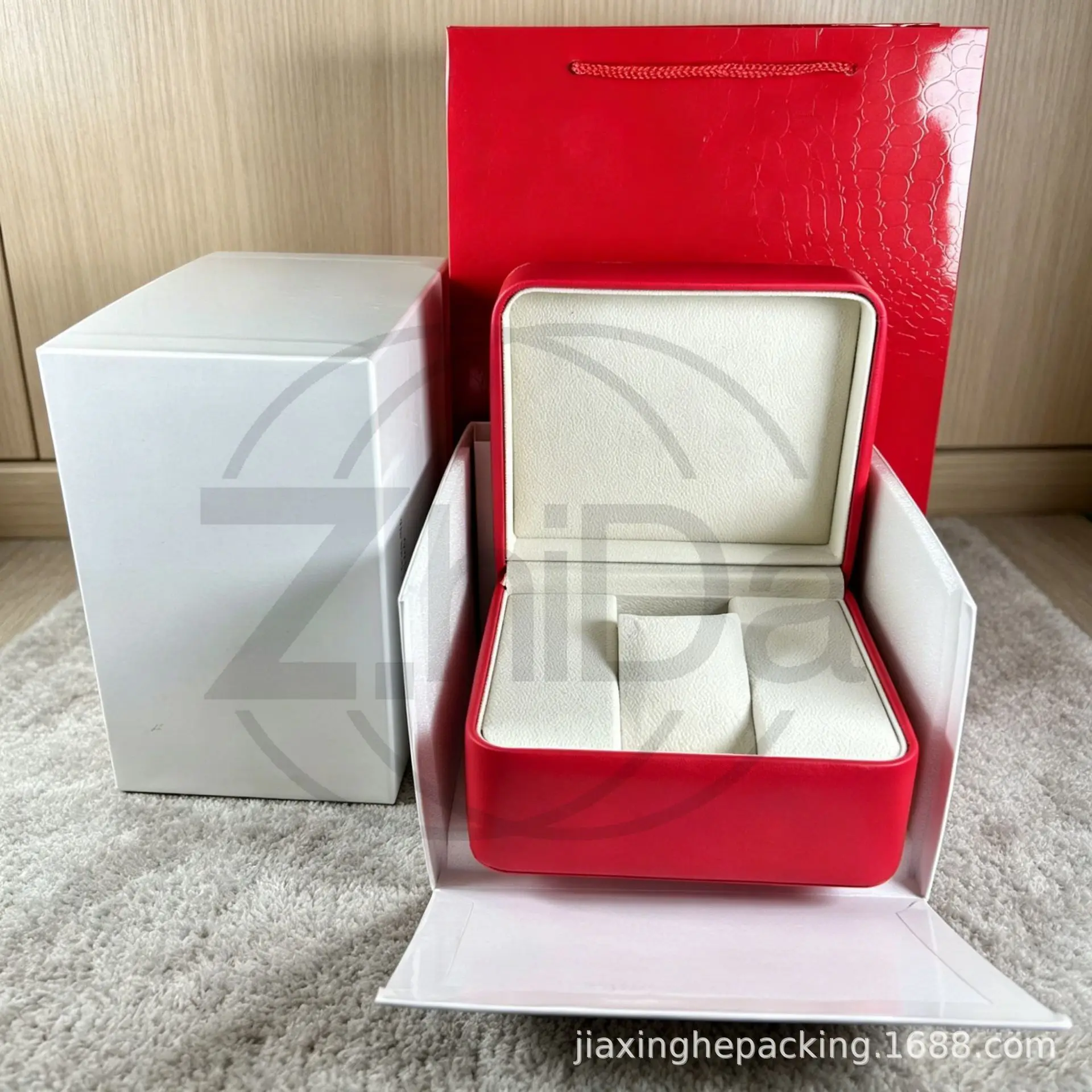 Red Clamshell Watch Gift Box, PU Exterior with Flannel Lining, Watch Storage Display Case