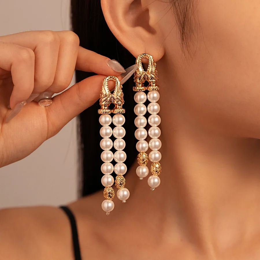 Pendientes de aguja de plata con flecos de doble capa geométricos de perlas de imitación Retro para mujer de gama alta con nicho de temperamento de corte francés