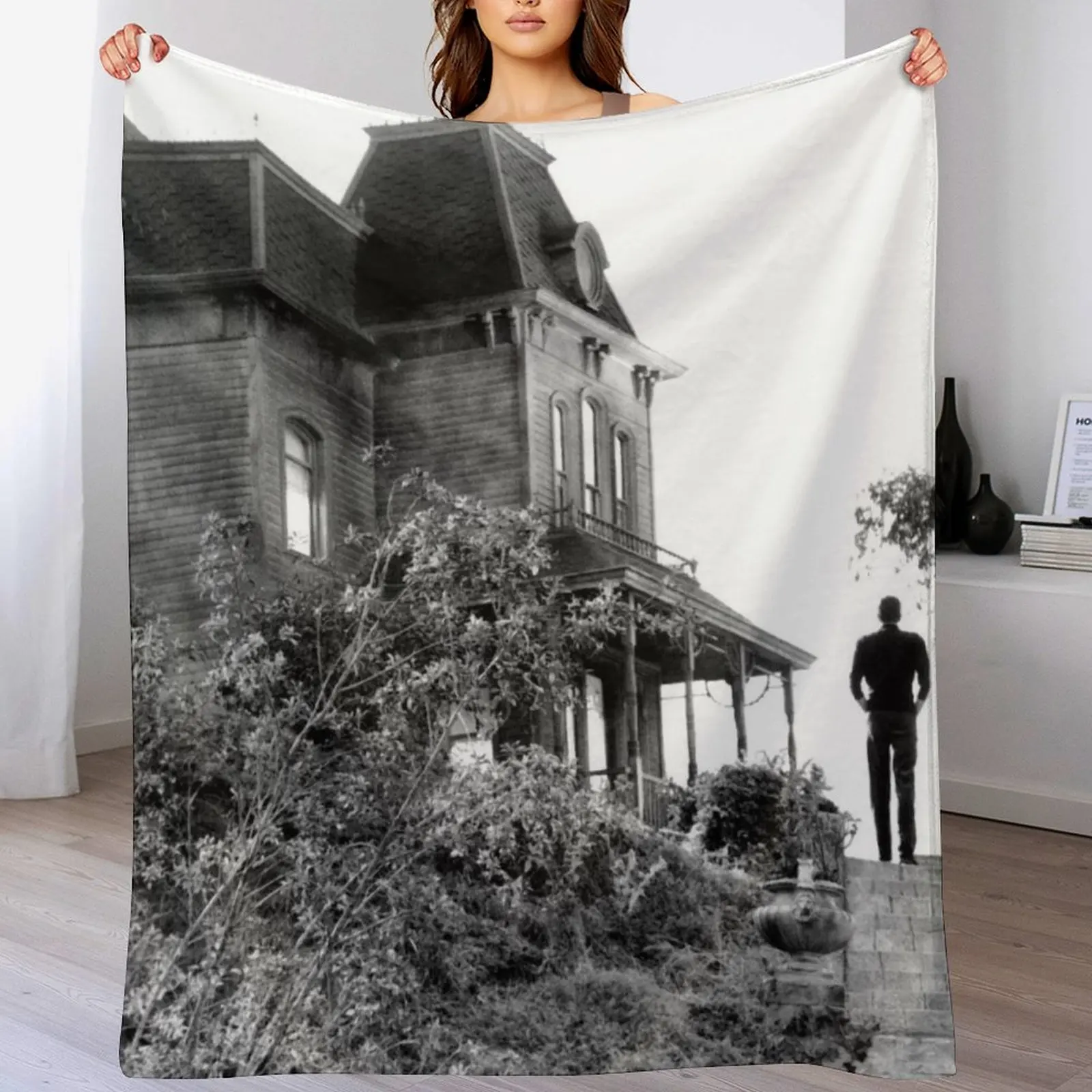 

Psycho House Norman Bates Throw Blanket decorative Luxury Designer Blankets