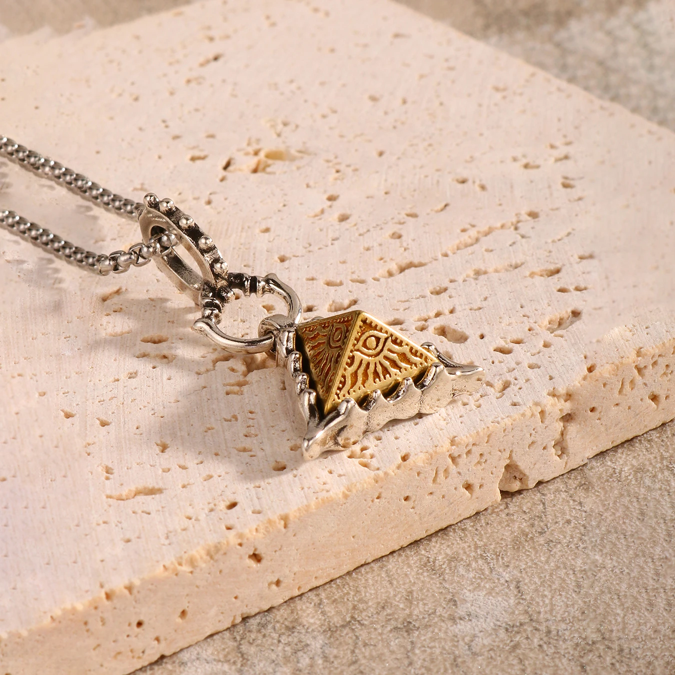 1 قطعة خمر مصر الهرم حورس العين قلادة للرجال عين الشر قلادة الرجال المجوهرات الروحية #5