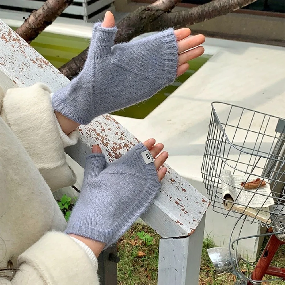 Eenvoudige warme touchscreen halve handschoenen dikker Koreaanse Conch gebreide handschoenen creatieve korte wintershellhandschoenen buiten