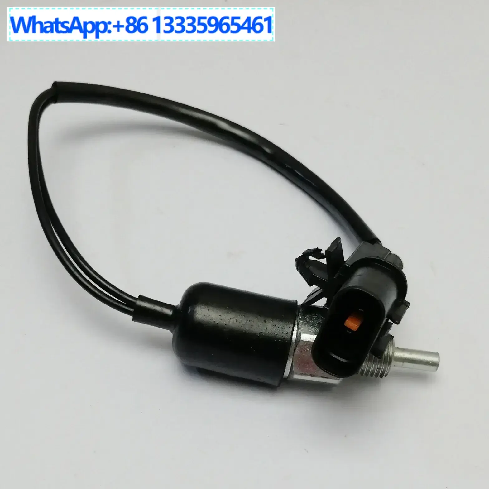 

MD738316 для Mitsubishi Passat датчик переключателя света заднего хода ZS06-MB010