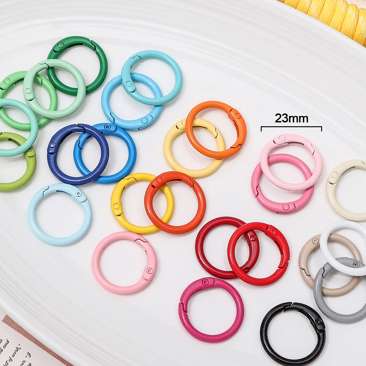 5/10Pcs Colorful Alloy O Ring Keychain Spring Clasp Key Chain Open Round Carabiner Buckle Connector for DIY Jewelry Making image 5