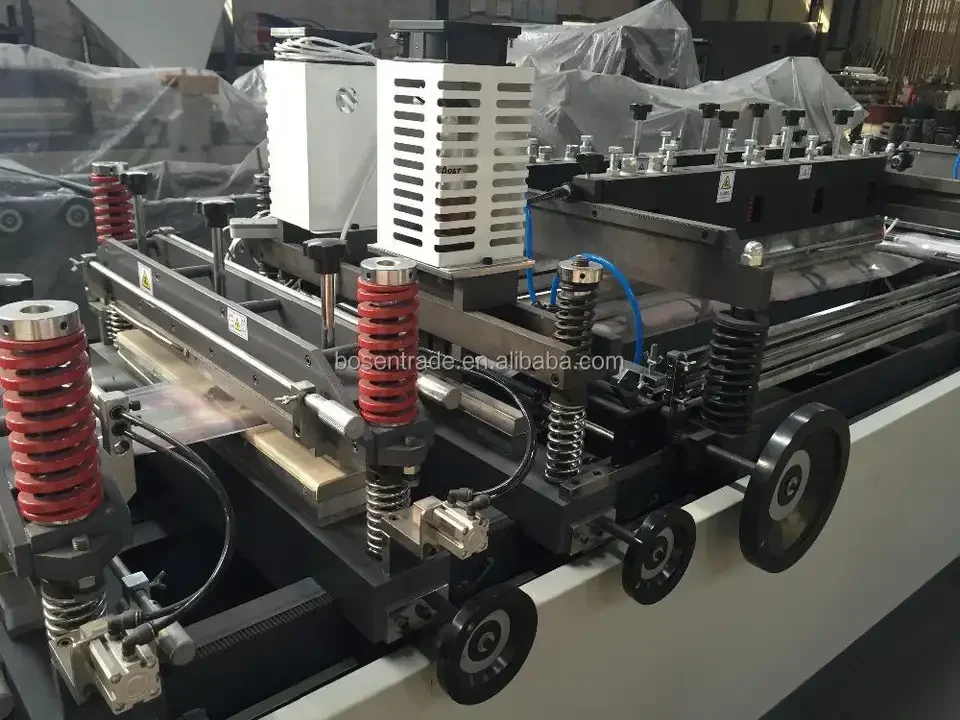 Mesin Pembuat Tas Belanja Rompi Kaos Polypropylene Otomatis