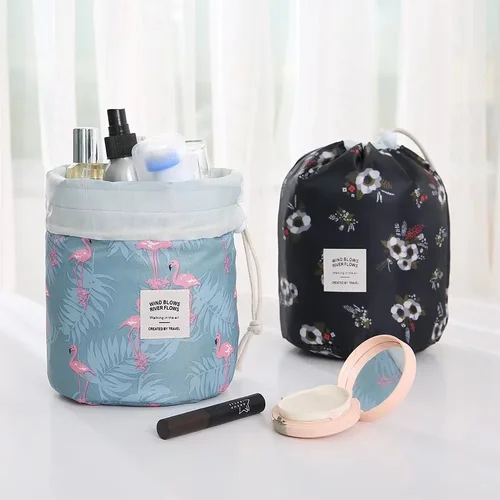 Imagen 2 del producto Neceser de barril de alta capacidad para mujer, bolsa de maquillaje cilíndrica impermeable con cordón, neceser de viaje, novedad de 2023