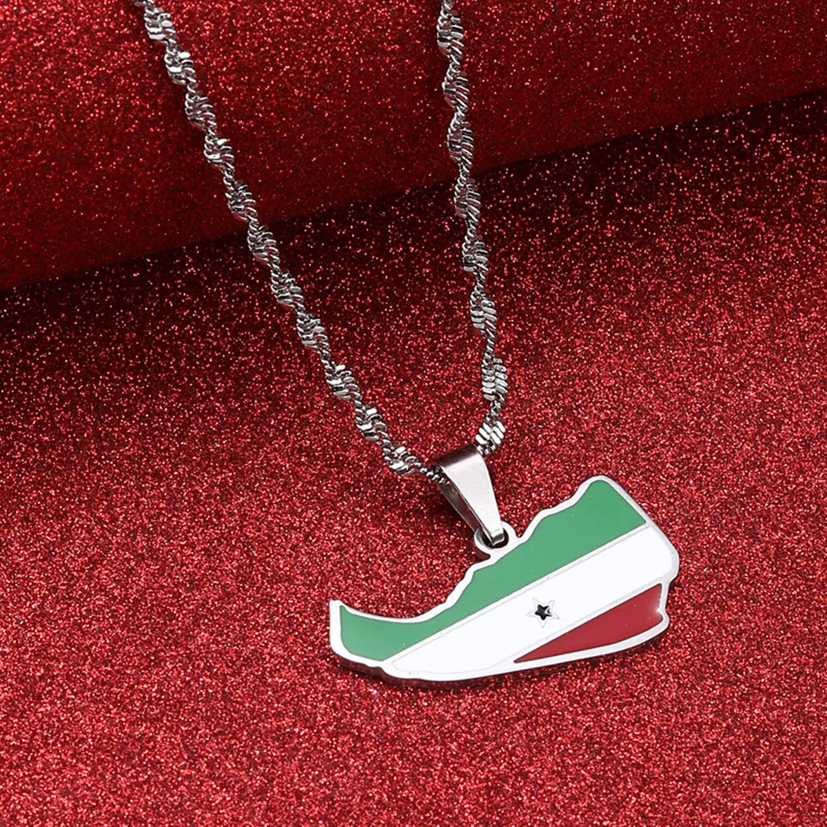 Fashion France Guadeloupe Map Flag Pendant Necklace Stainless Steel Men Women Ethnic Maps Jewelry Gift