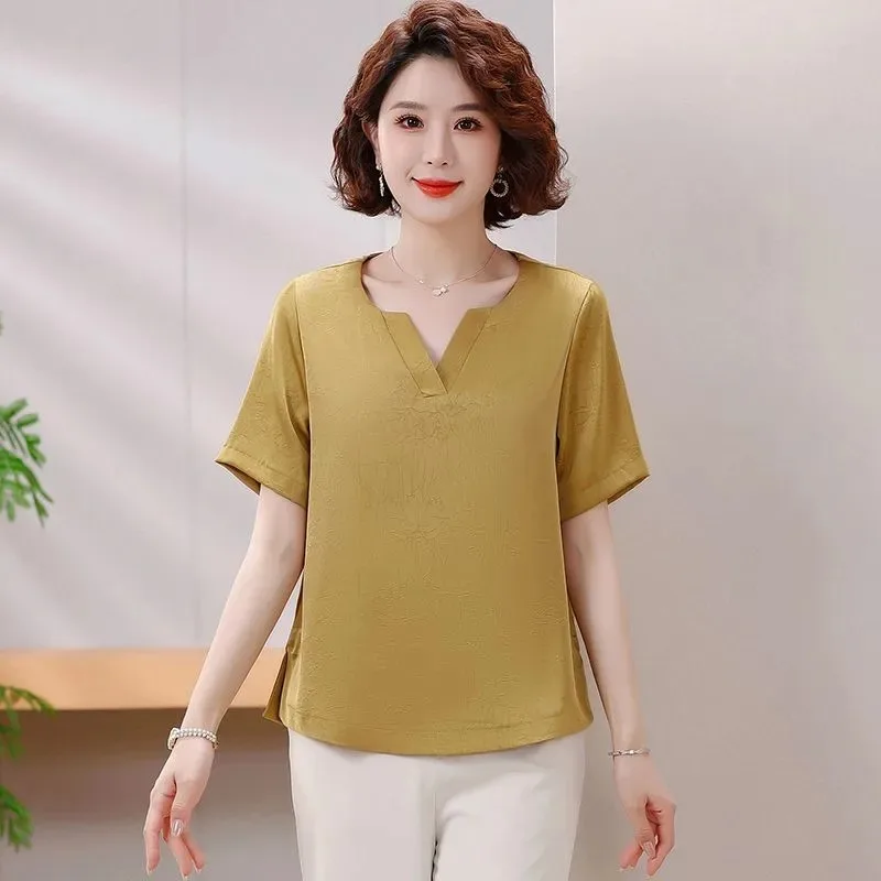 

Women's V-Neck Short Sleeve Satin Blouse Loose Casual Summer Top for Middle-aged