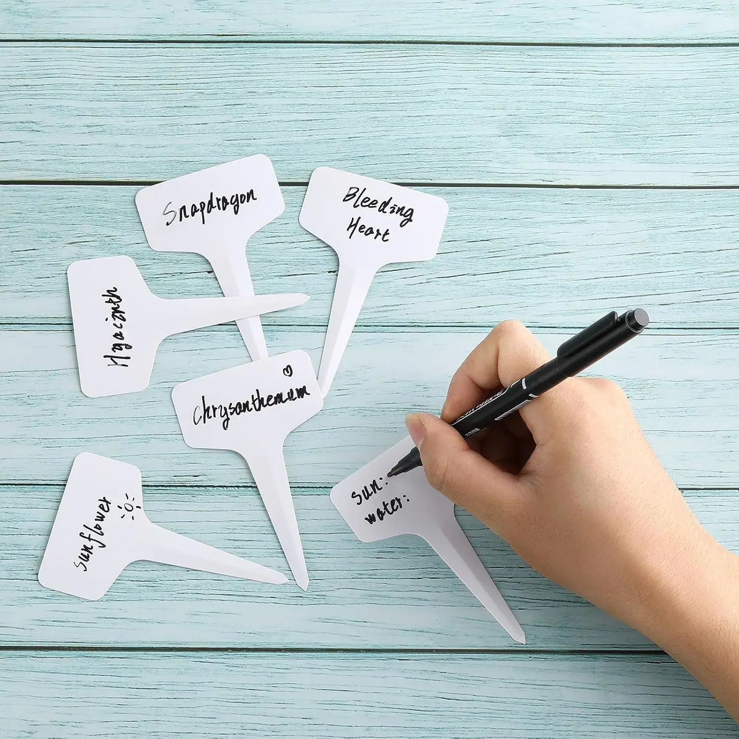 200pcs Plant Labels 10cm T-shape Potted Plant Name Tags Plastic Seedlings Seed Markers Nursery Plant Stake Tag With Marking Pen