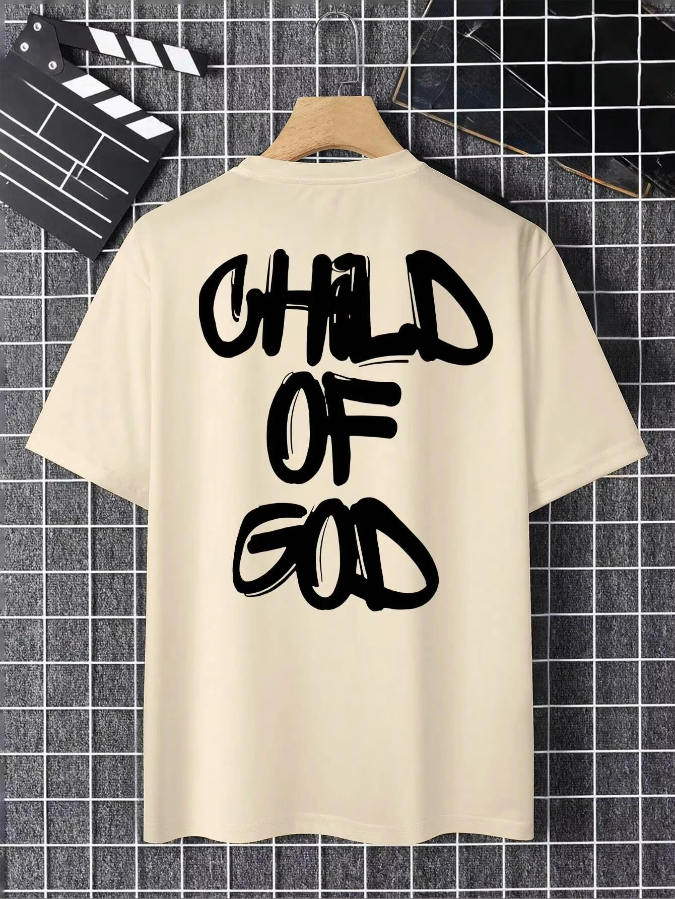 Child of God Trendy Gothic Letter Pattern Oversized T-Shirt Men Y2K Streetwear Casual Tee Harajuku Loose Top Cotton Short Sleeve