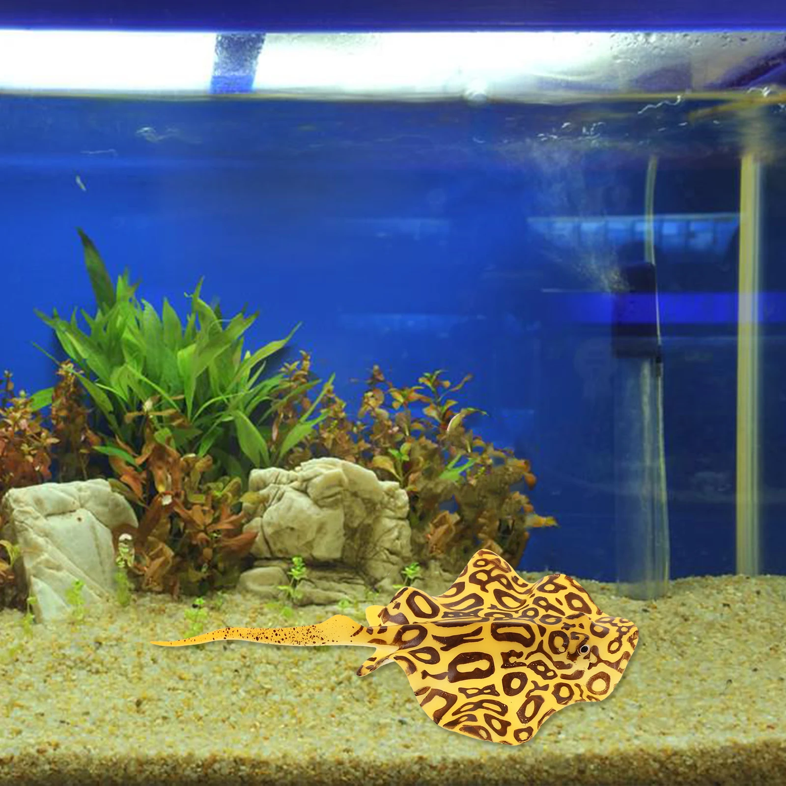 

1pc Aquarium Simulation Glowing Silicone Tank Ornament Lifelike Tropical Decoration Fake Fish For Fish Tank Landscaping