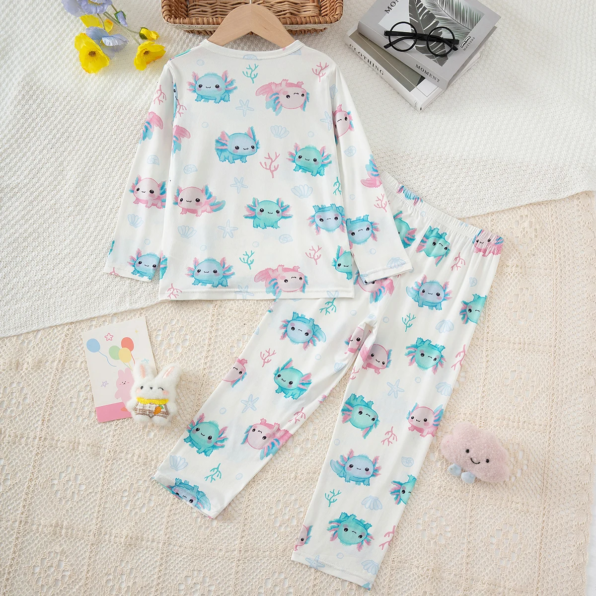 2-teiliges Herbst-Set für Kinder, bestehend aus einer langärmligen Hose mit niedlichem Cartoon-Motiv, für Jungen und Mädchen, bequem und vielseitig einsetzbar als Freizeitkleidung für zu Hause. – Detail 3