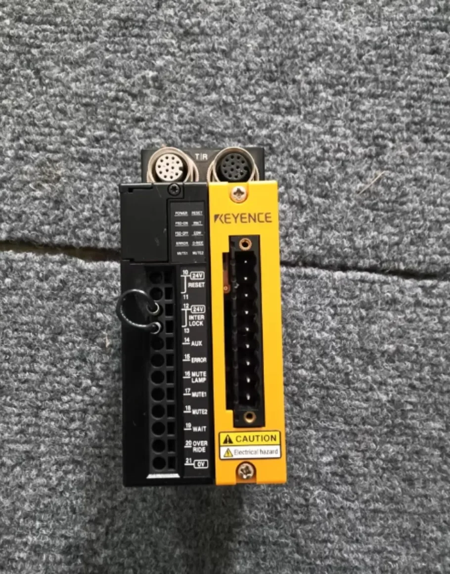 1PC 1PC KEYENCE GL-T11R GLT11R Safety Relay New Expedited Shipping In Stock #familitrade