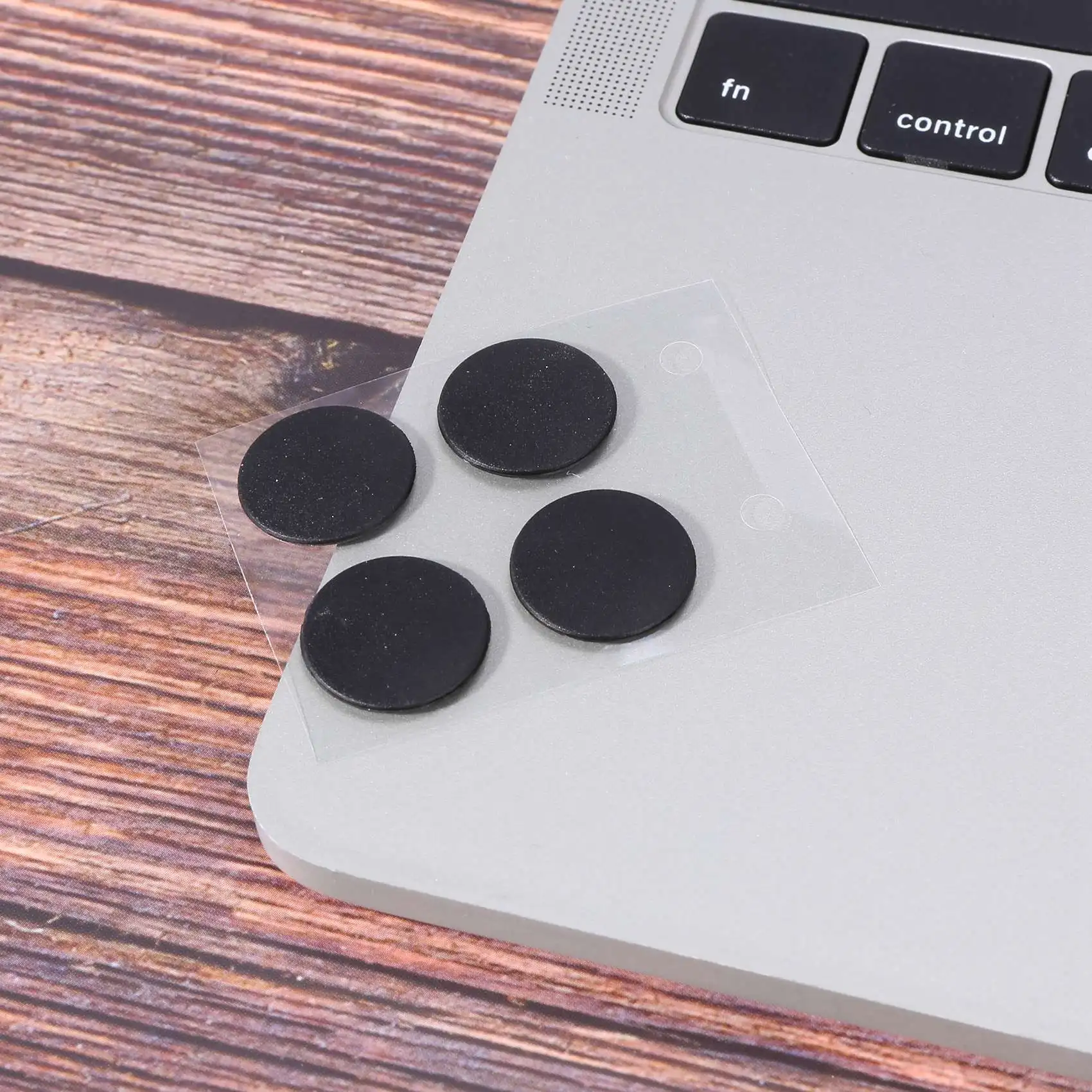 4 ชิ้นด้านล่างเท้า Pad สําหรับแล็ปท็อป Pro A1278 A1286 A1297 13 นิ้ว 15 นิ้ว 17 นิ้ว