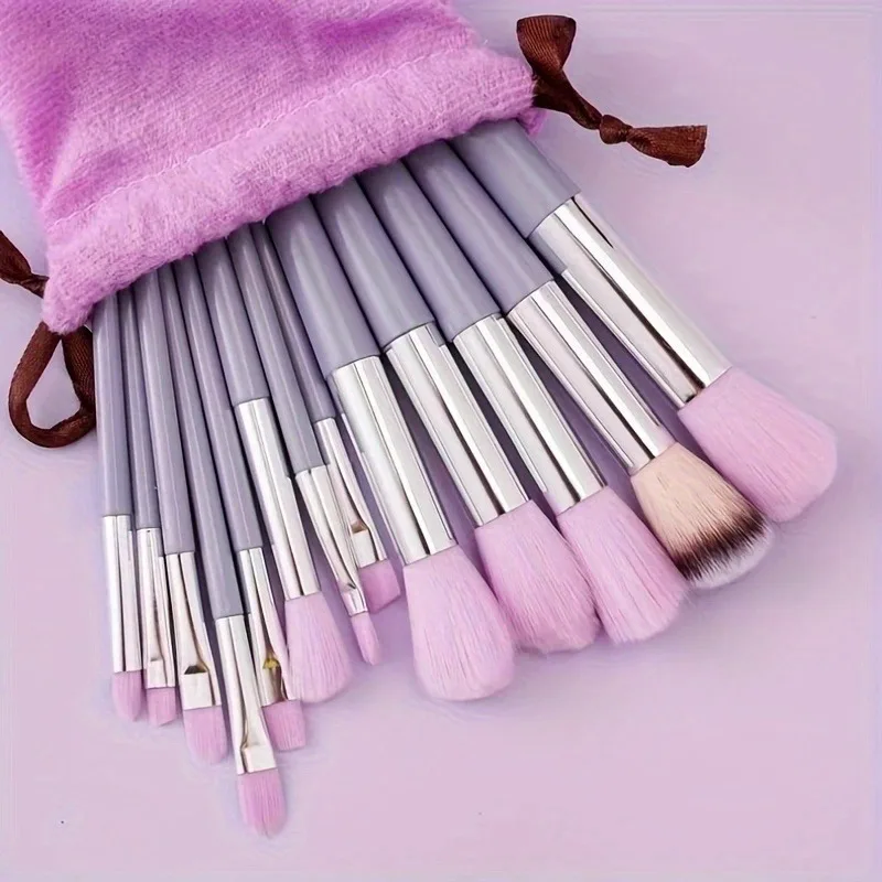 Set di pennelli per trucco viola da 13 pezzi con spugna frullatore e soffio per cipria – Kit completo di pennelli cosmetici per fondotinta, contorno, occhihado