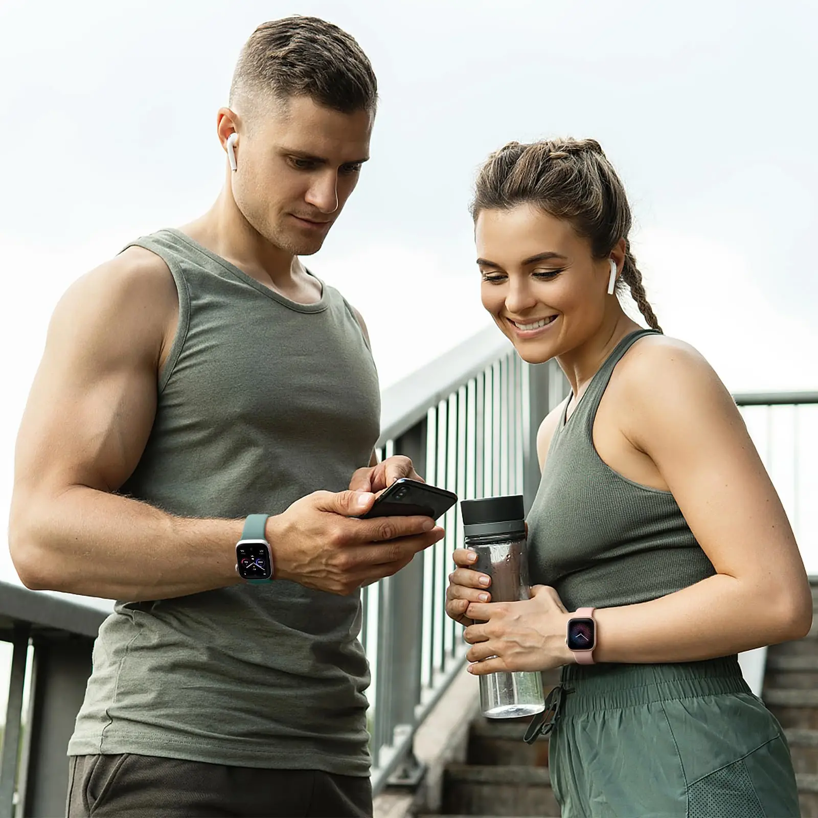 Cinturino sportivo in silicone traspirante per Apple Watch 38/40/41mm 42/44/45/49mm-compatibile con iWatch series 987654321SE-uomo donna