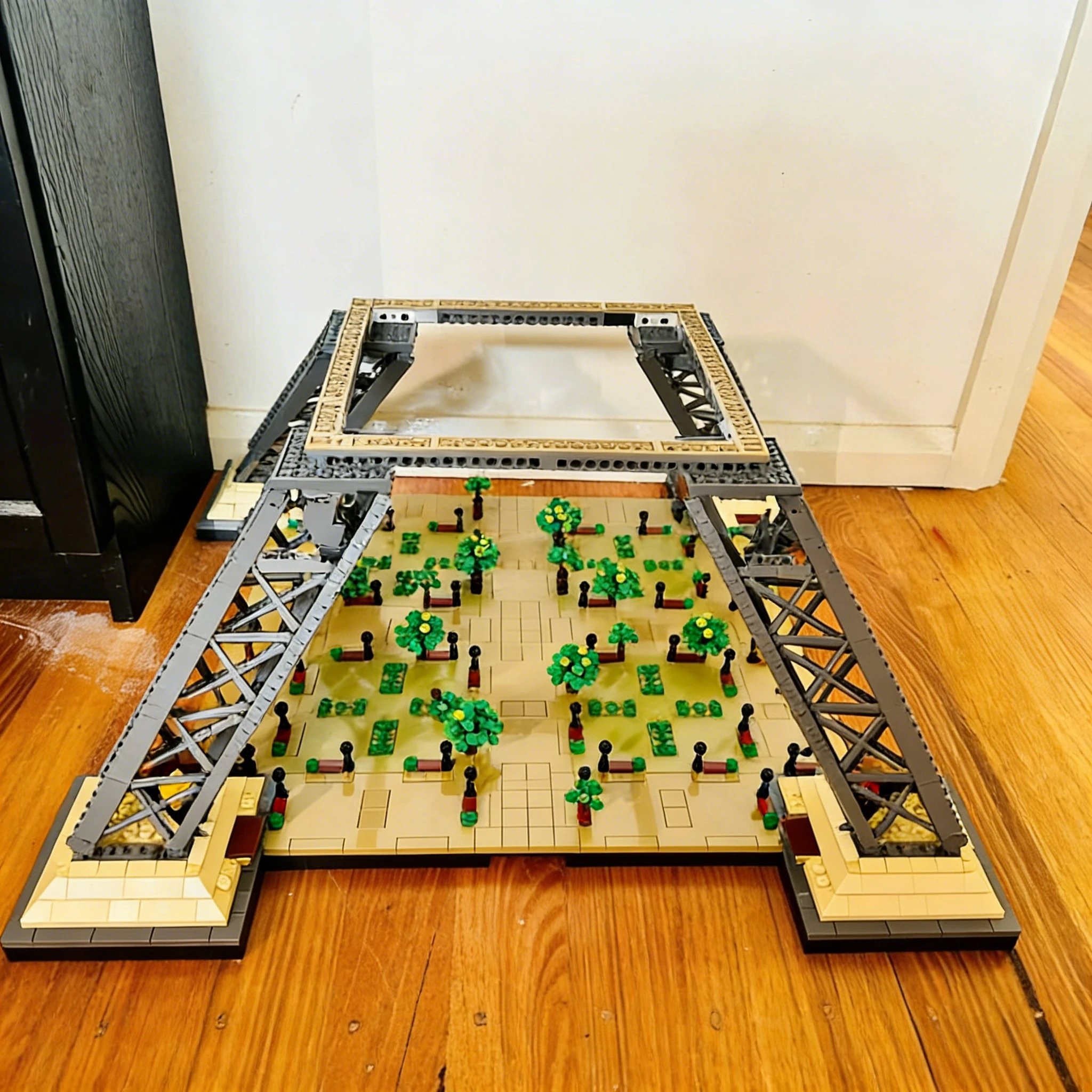 IN STOCK 10001pcs ICONS 10307 Eiffel Tower Paris World Famous Architecture Christmas Gift，Not Compatible with Legoed,10001pcs.