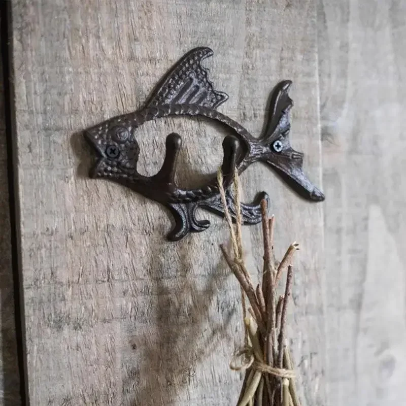 

Cast Iron Fish Design Wall Hanger Decorative Fish Wall Mounted Towel Hooks Farmhouse Style Towel Hooks Outdoor Metal keys Holder