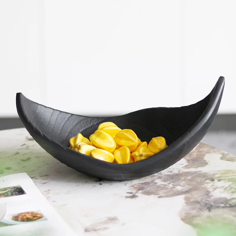 Wabi Sand Wind Imitation Carbonized Solid Wood Fruit Plate Ornament Office Abstract Crescent Moon Boat Snack Plate Ornament