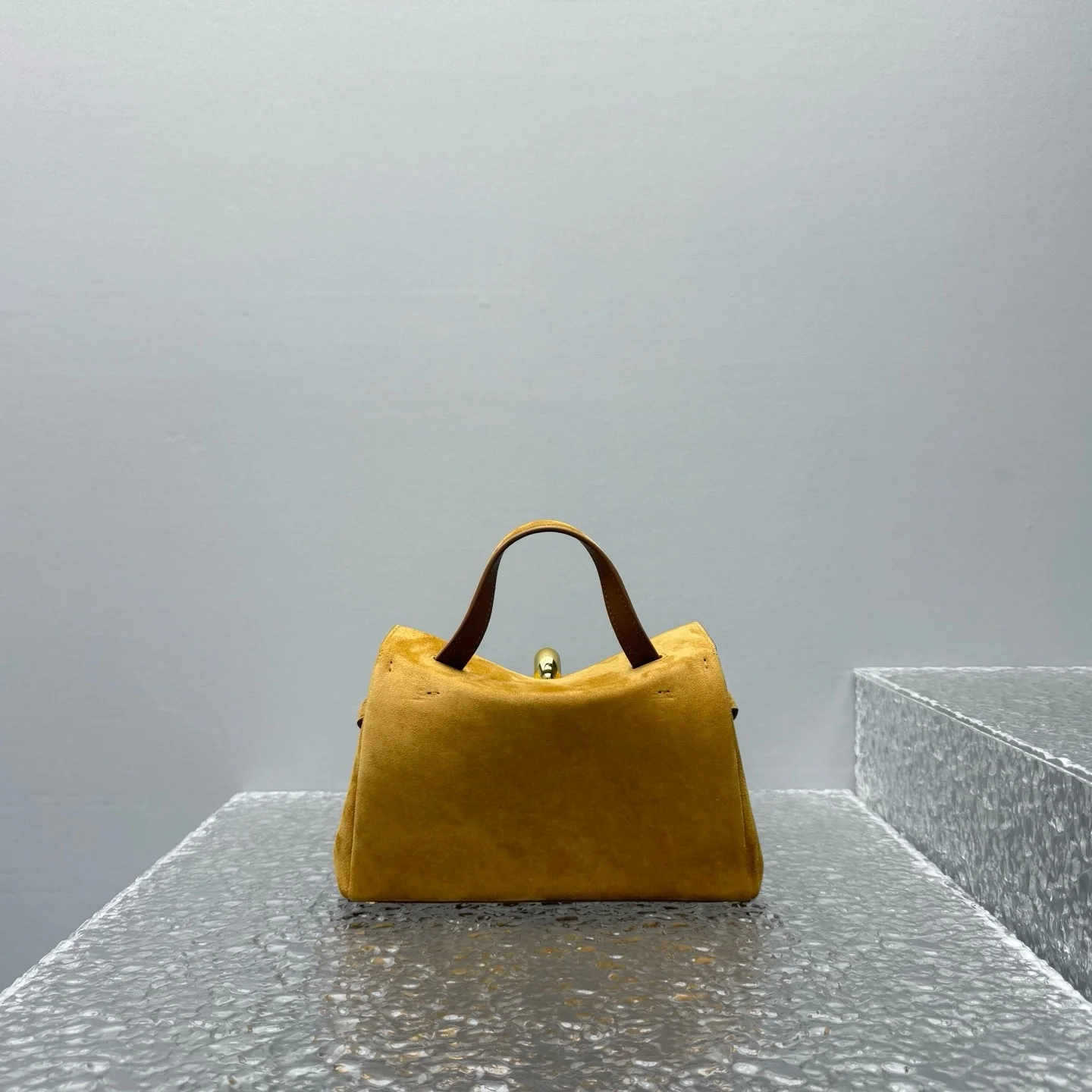 2026 Trendy Small Crossbody Shoulder Handbag Versatile for Work - Fashionable Accessory for Professional Settings