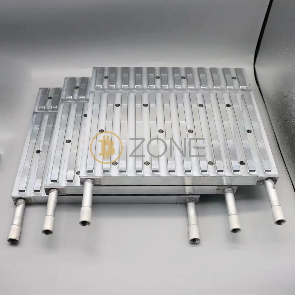 Bitmain S21 T21 200T 195T 190T Zestaw chłodzenia wodnego Chłodnica wodna do Antmienr S21 T21 Aluminiowa płytka chłodzona cieczą