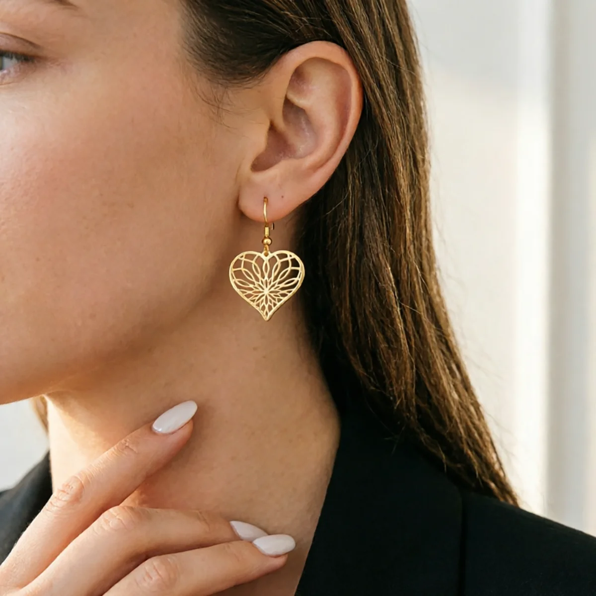 Chandler Heart Mandala Hollow Dangle Earring Trendy Floral Cutout Heart Earring for Women Stainless Steel 1 Pair Jewelry Gifts