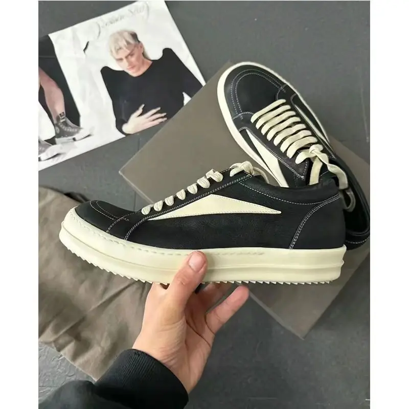 

Новые легкие мужские низкие кроссовки из натуральной кожи 2026 года с толстой подошвой и увеличенной высотой, нишевые повседневные белые кеды