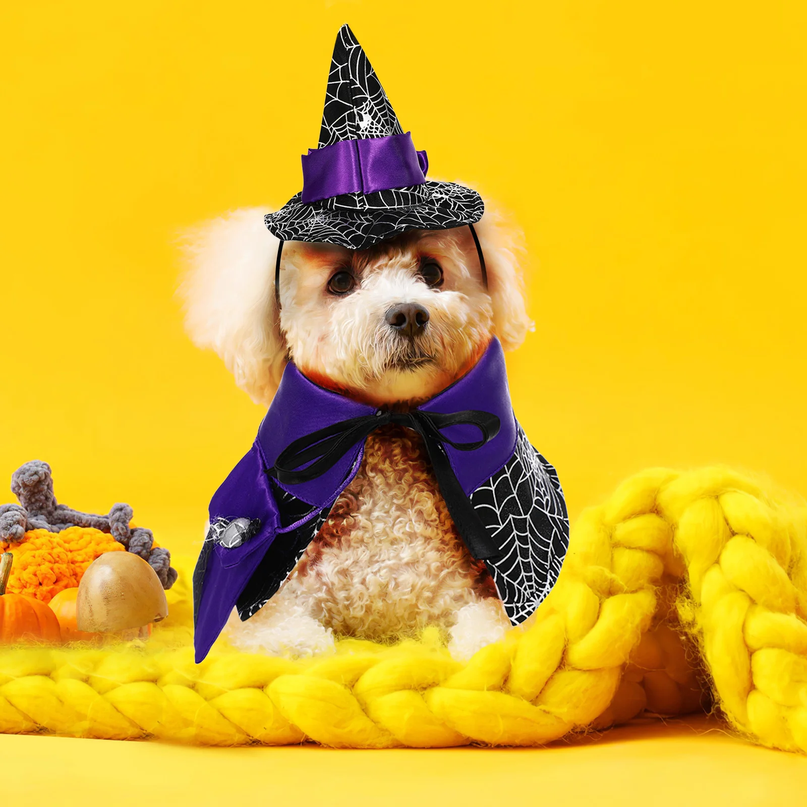 

Halloween Cat Costume Unique Design Soft Satin Fabric Cat Cloak Cone Hat Pet Halloween Costumes for Cats and Dogs