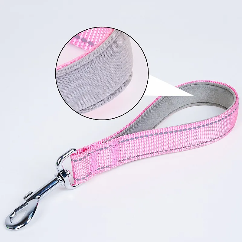 Hundeleine, kurze Hundeleine, 25 cm, reflektierende Leinen für Spaziergänge mit bequemem Griff, große Hundekettenleinen, Haustierzubehör
