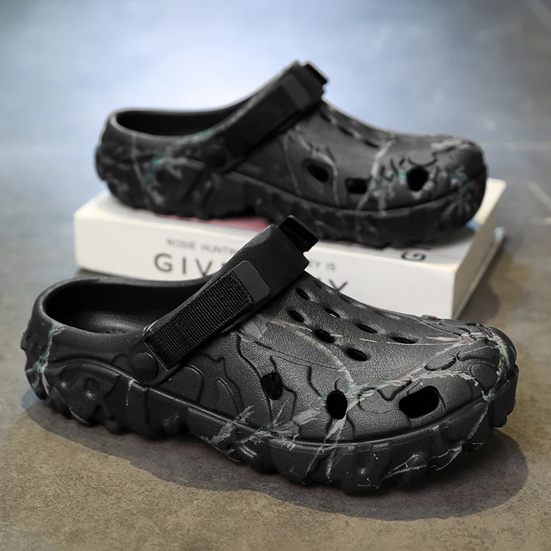 2024 Summer Men's Sandals New Home Garden Shoes Comfortable and Lightweight Men Slippers Non-Slip Soft Bottom Flip Flop Sandals image 2