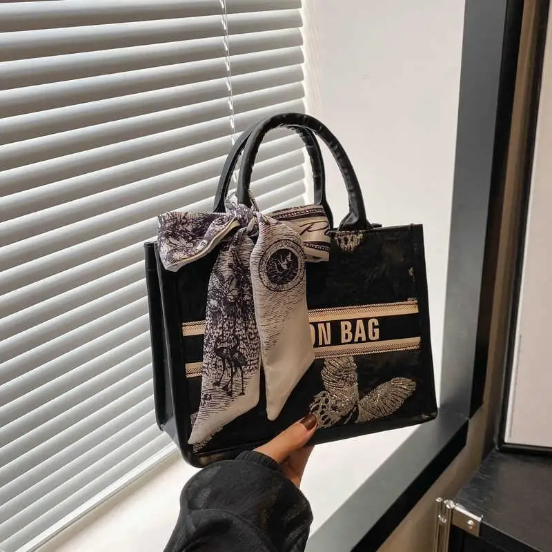 

Large-capacity bag - new style for women, 2026 spring fashion, crossbody bag, handbag, high-quality for daily use, tote bag