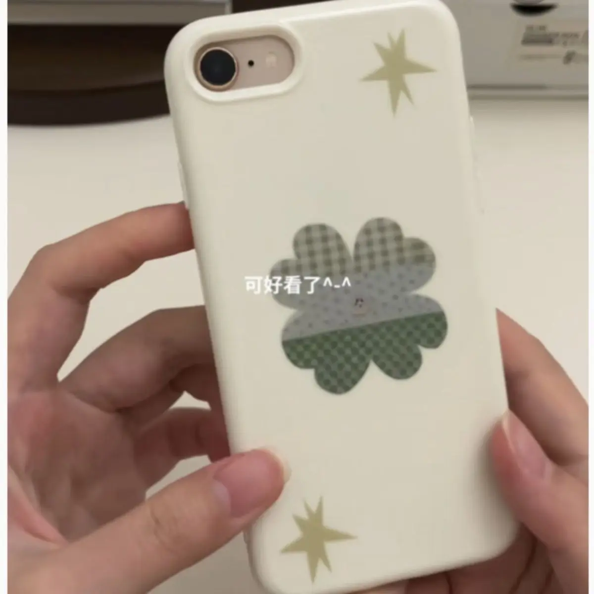 Capa de Celular Y2K com Design Minimalista de Trevo da Sorte e Estrela Irregular para iPhone 17 Air 16 Pro Max 15 14 Plus 13 12 11 XR X XS MAX