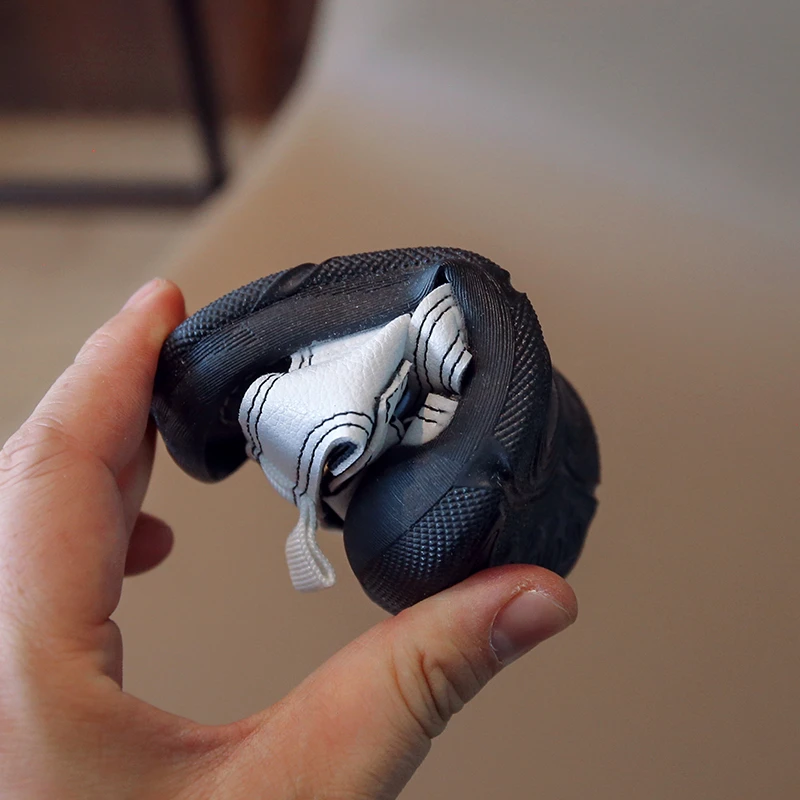 ベビーサマーサンダル白男の子幼児靴ベビーシューズリトルキッズガールズ子供ソフトスポーツサンダル0-6歳の子供靴