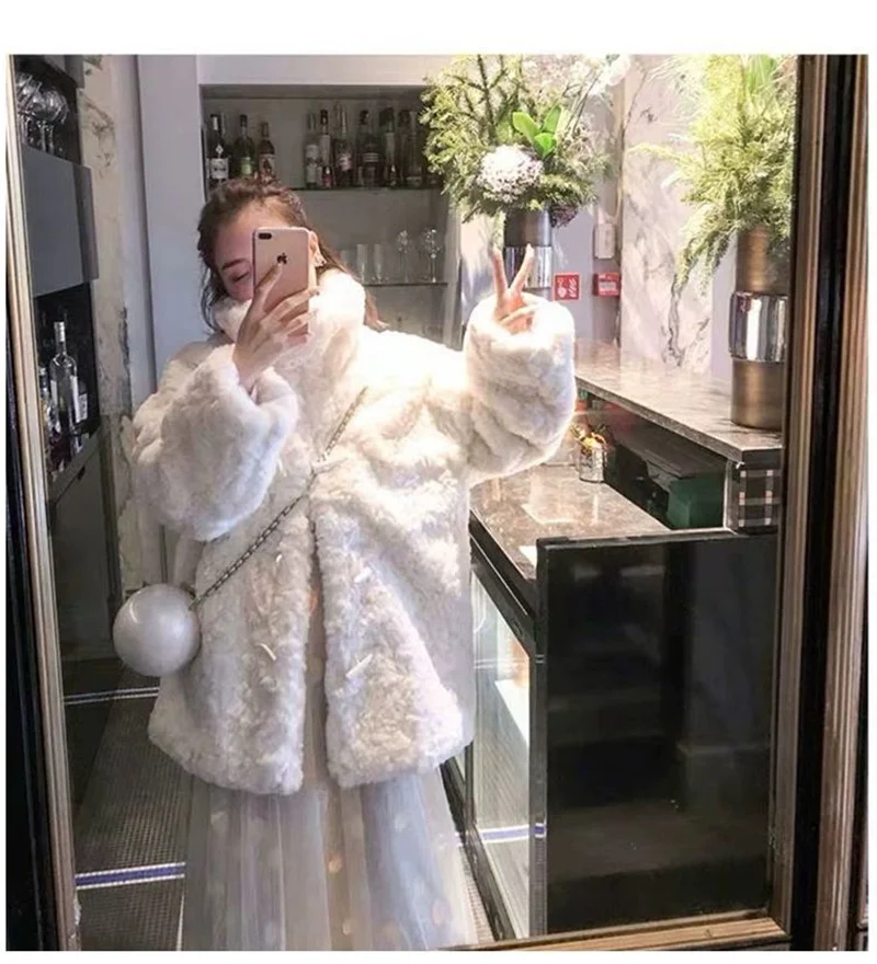 2025 Autumn/Winter Lamb Fleece Fur Coat for Women, Medium to Long, Lazy Style Bull Horn Buckle Imitation Otter Rabbit Plush Coat