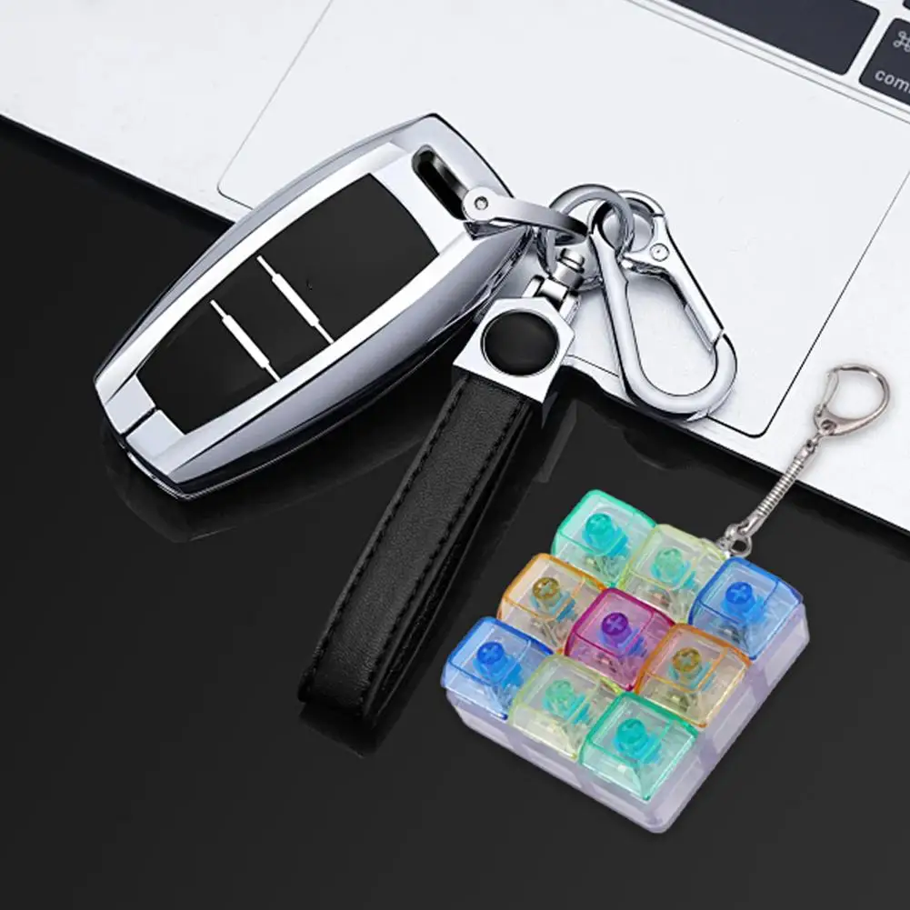 LED Keyboard Fidget Keychain 9 Keys Clicker Button Stress Relief Key Chain for Adult Office Desk Finger Exercise Keycap 1PCS