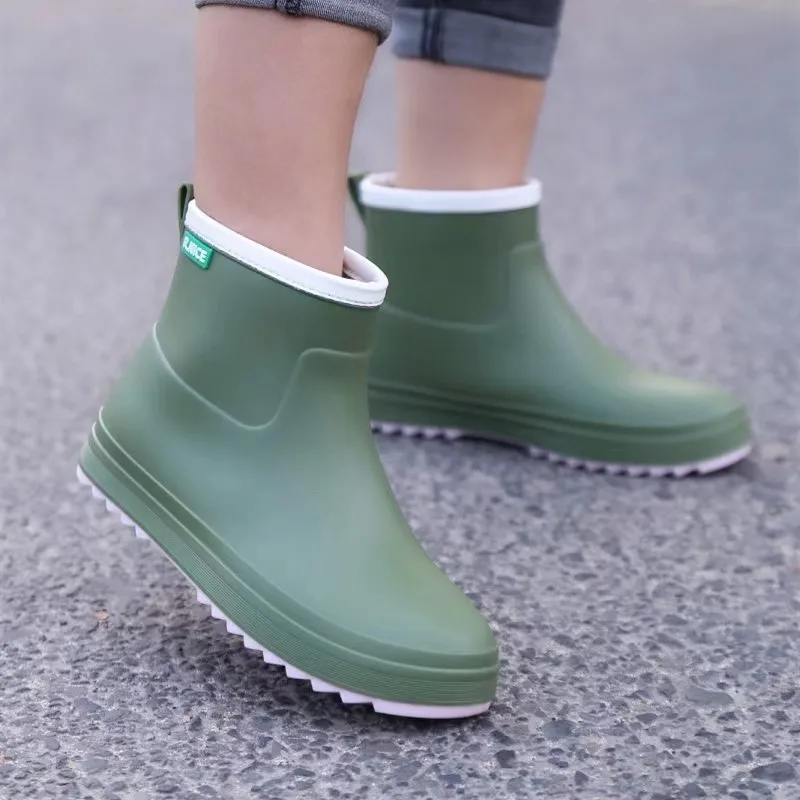 Four Seasons Rain Boots Women's New Waterproof Shoes Non-slip Short Boots Fashion Thick Bottom Deodorant Rain Boots