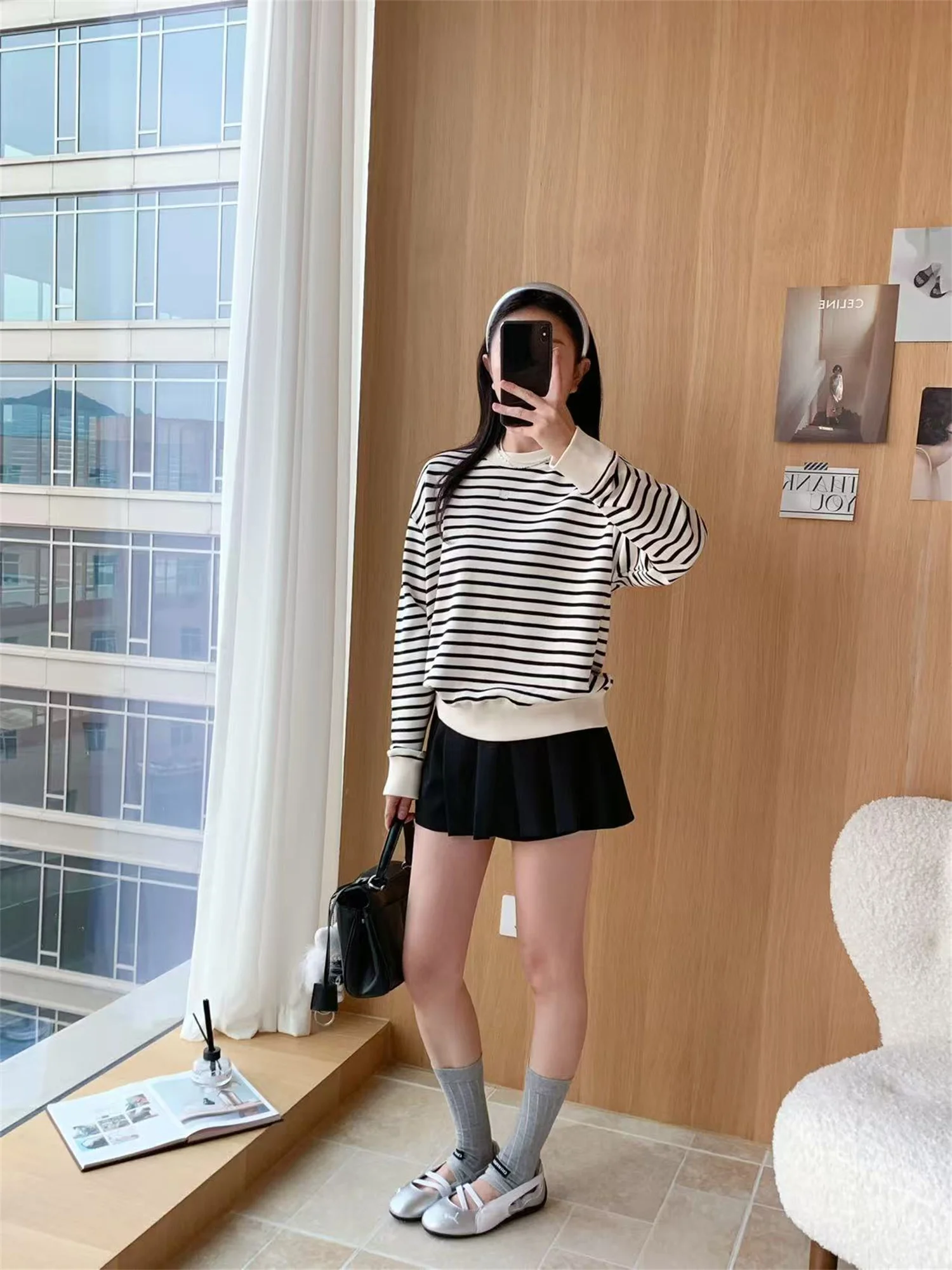 

Hilary Street Sle Striped Sweatirt Soft Texture Loose Fit Long Sve round Ne Commute Sle Single Piece Autumn 2025